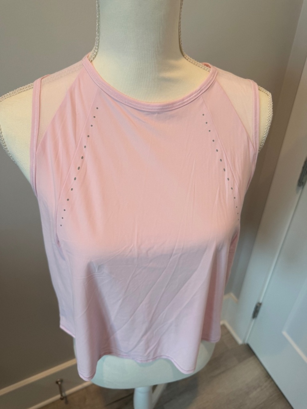Lululemon Sculpt Tank Top Pink Top Size 8 with Mesh Panels